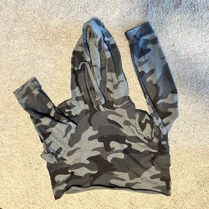 Hollister Cropped Camo Hoodie